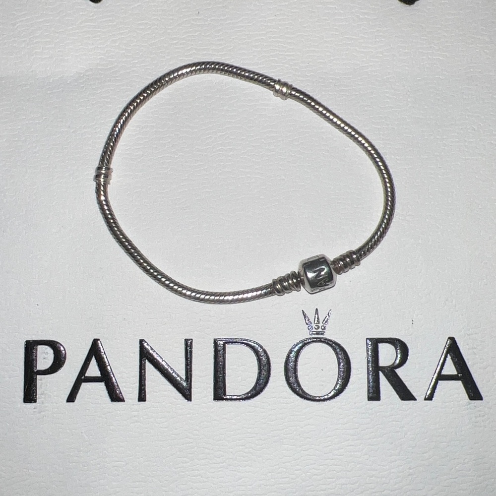 Pandora Silver Barrel Clasp Snake Chain Bracelet. Preowned